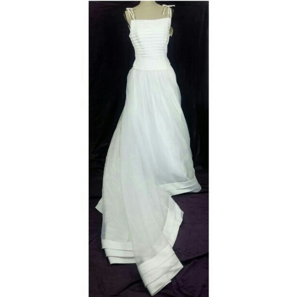 Alfred Angelo Dresses & Skirts - Alfred Angelo Wedding Dress White Train Simple
